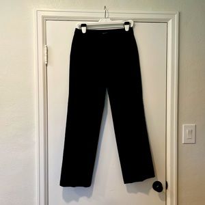 Liz Claiborne High Stretch Shiny Trousers
